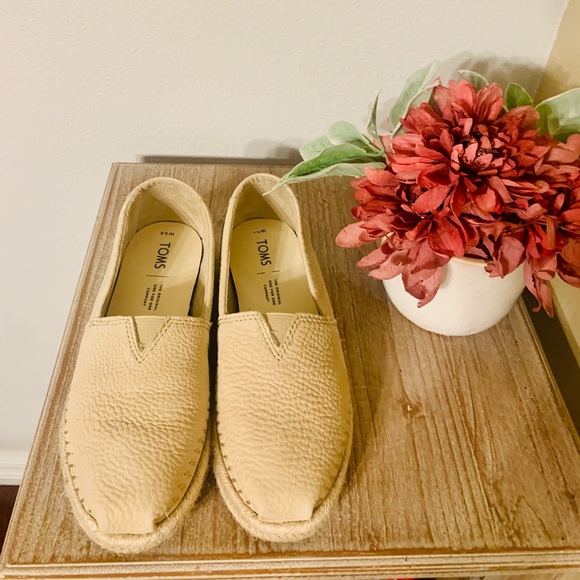 Classic slip-on, Toms Espadrilles Alpargata. - Picture 6 of 8